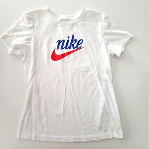 Nike tshirt